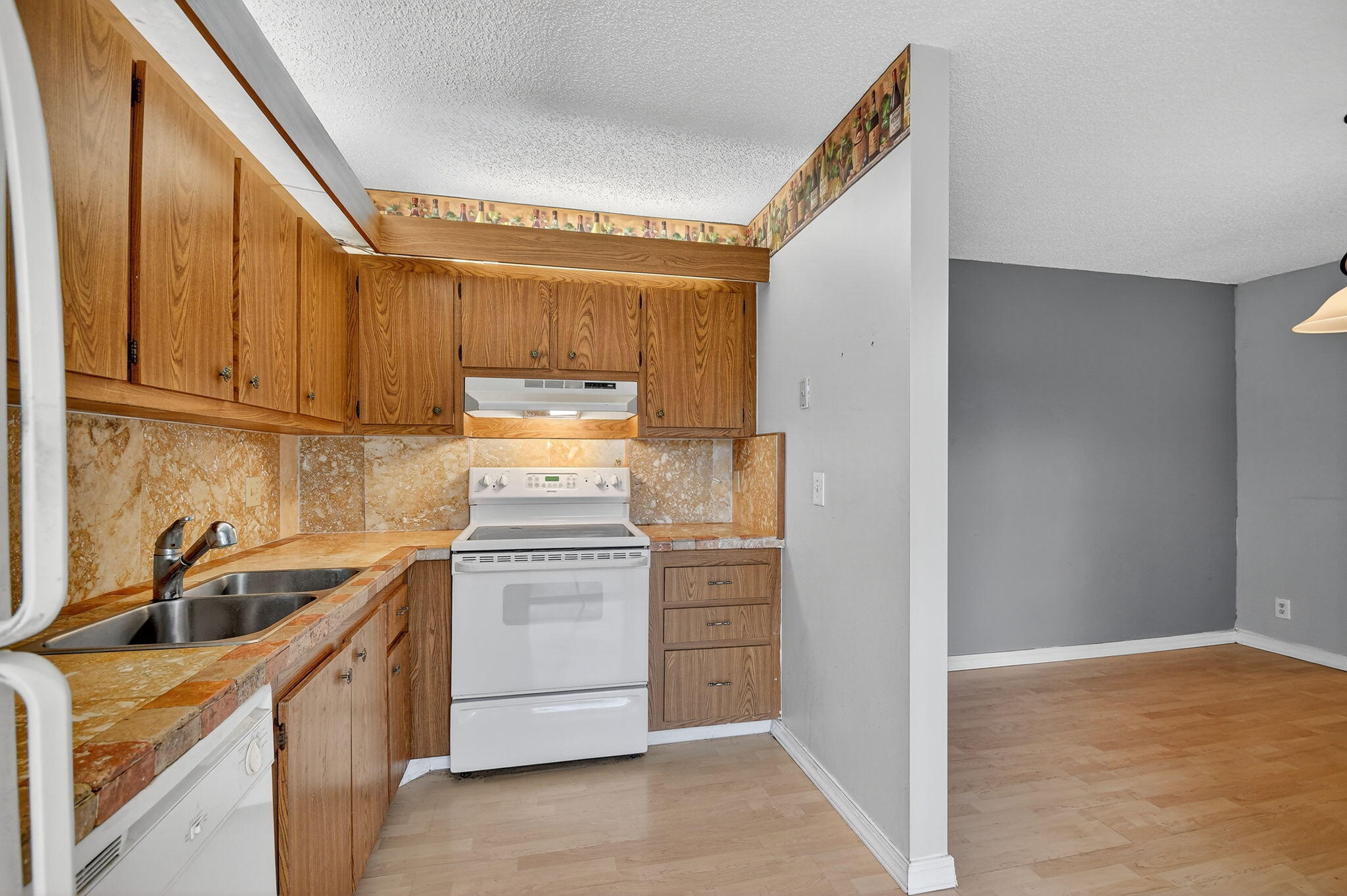 LAKEWOOD - Residential