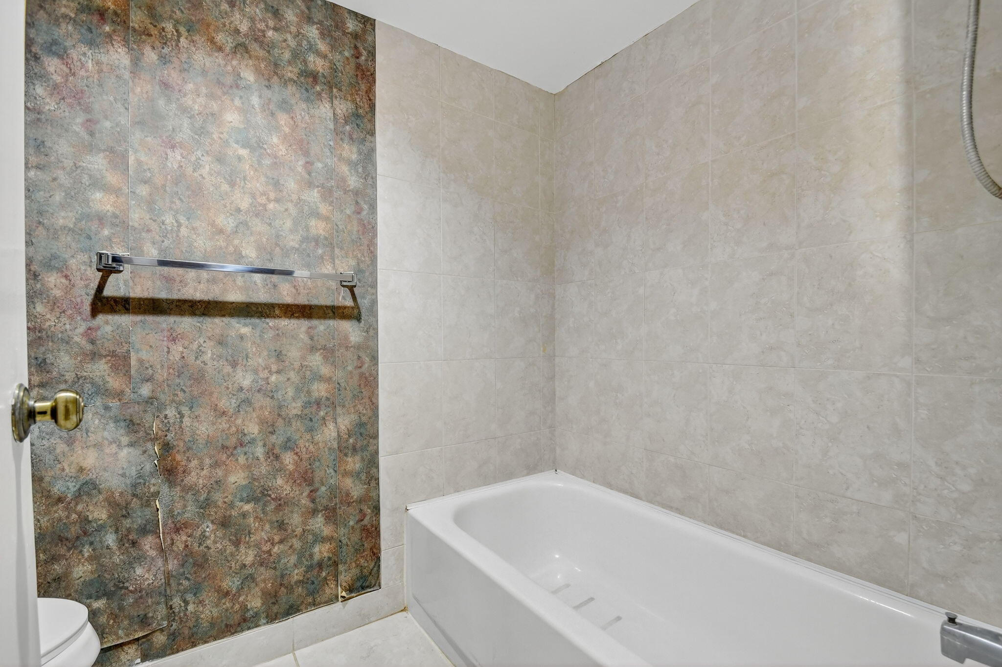 LAKEWOOD - Residential