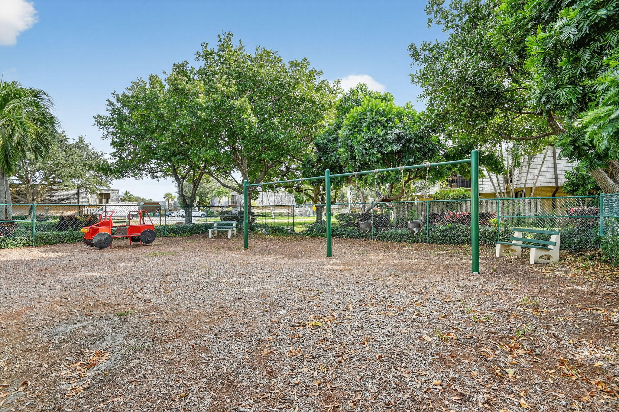 LAKEWOOD - Residential