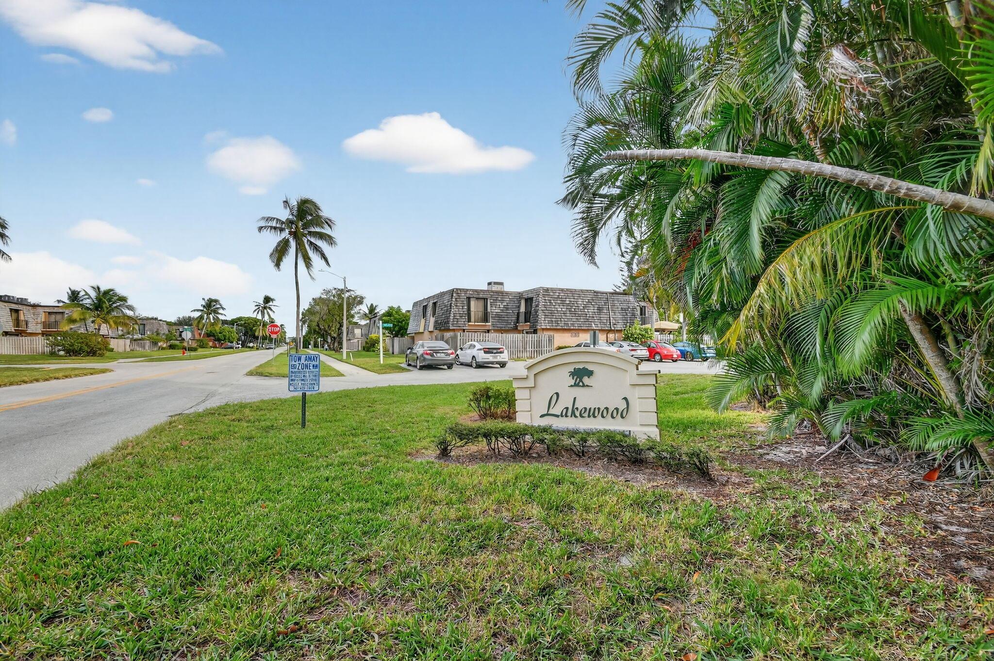 LAKEWOOD - Residential