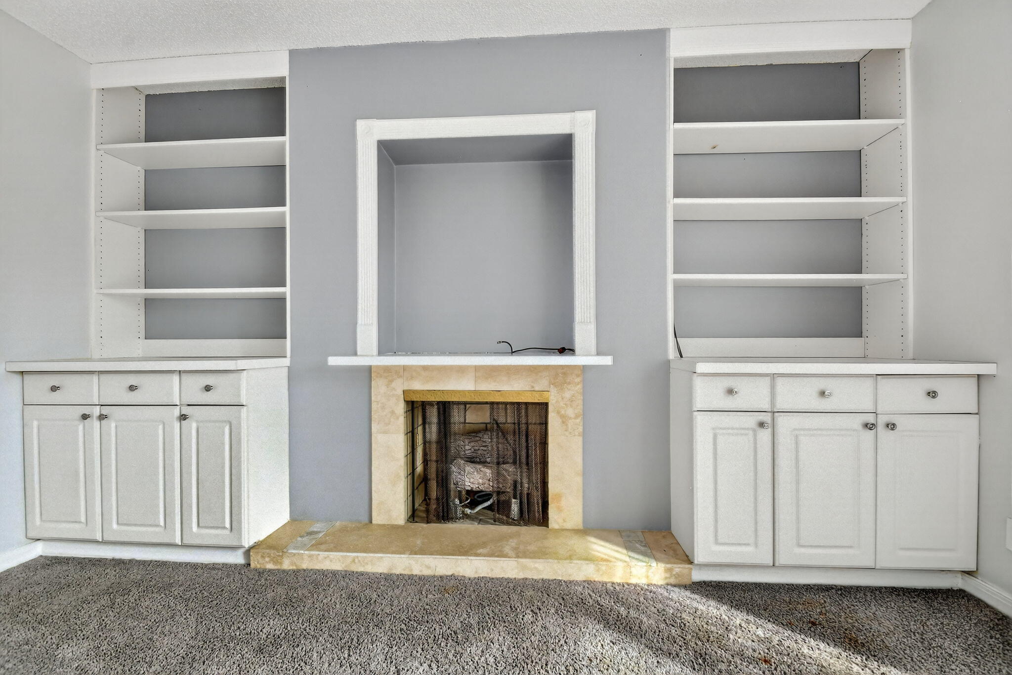 LAKEWOOD - Residential