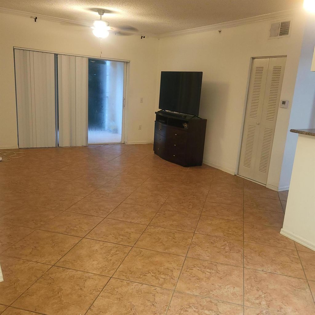 Photo of 4204 Tuscany Way, Boynton Beach, FL 33435 (MLS # R11104312)