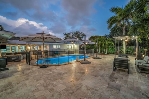 Tiny photo for 5330 SW 19th Street, Plantation, FL 33317 (MLS # F10552817)