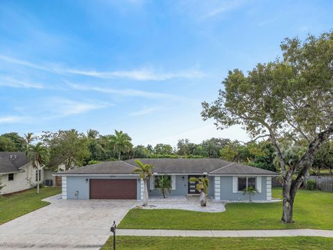 Tiny photo for 5330 SW 19th Street, Plantation, FL 33317 (MLS # F10552817)