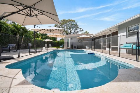 Tiny photo for 5330 SW 19th Street, Plantation, FL 33317 (MLS # F10552817)