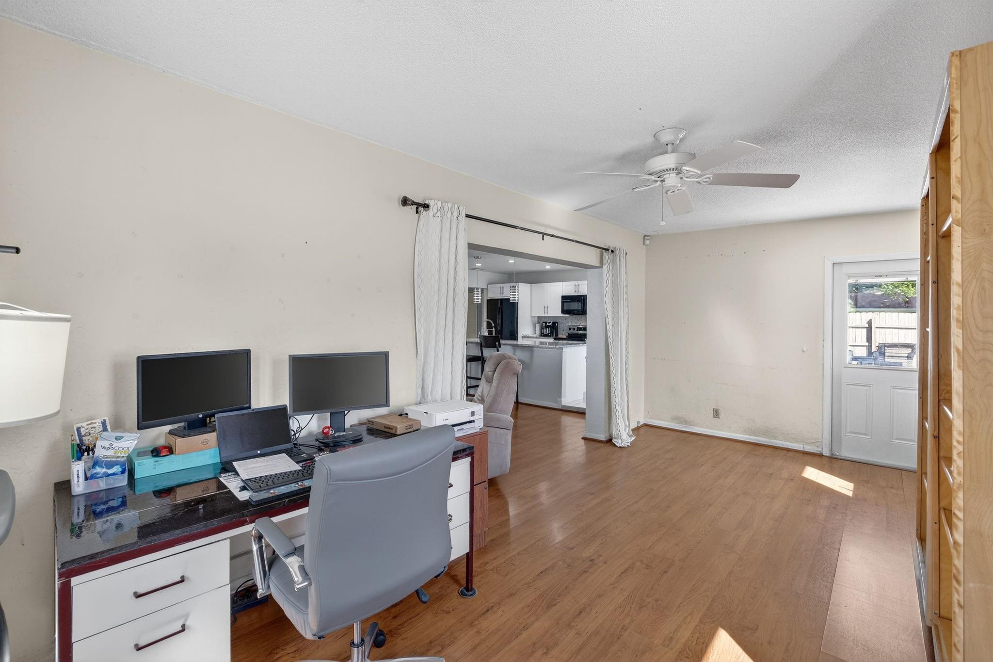 Coral Gate Sec 1 93-7 B - Residential