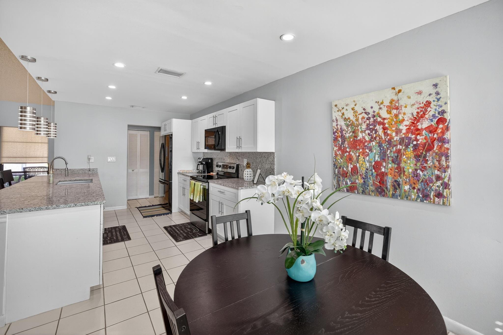 Coral Gate Sec 1 93-7 B - Residential
