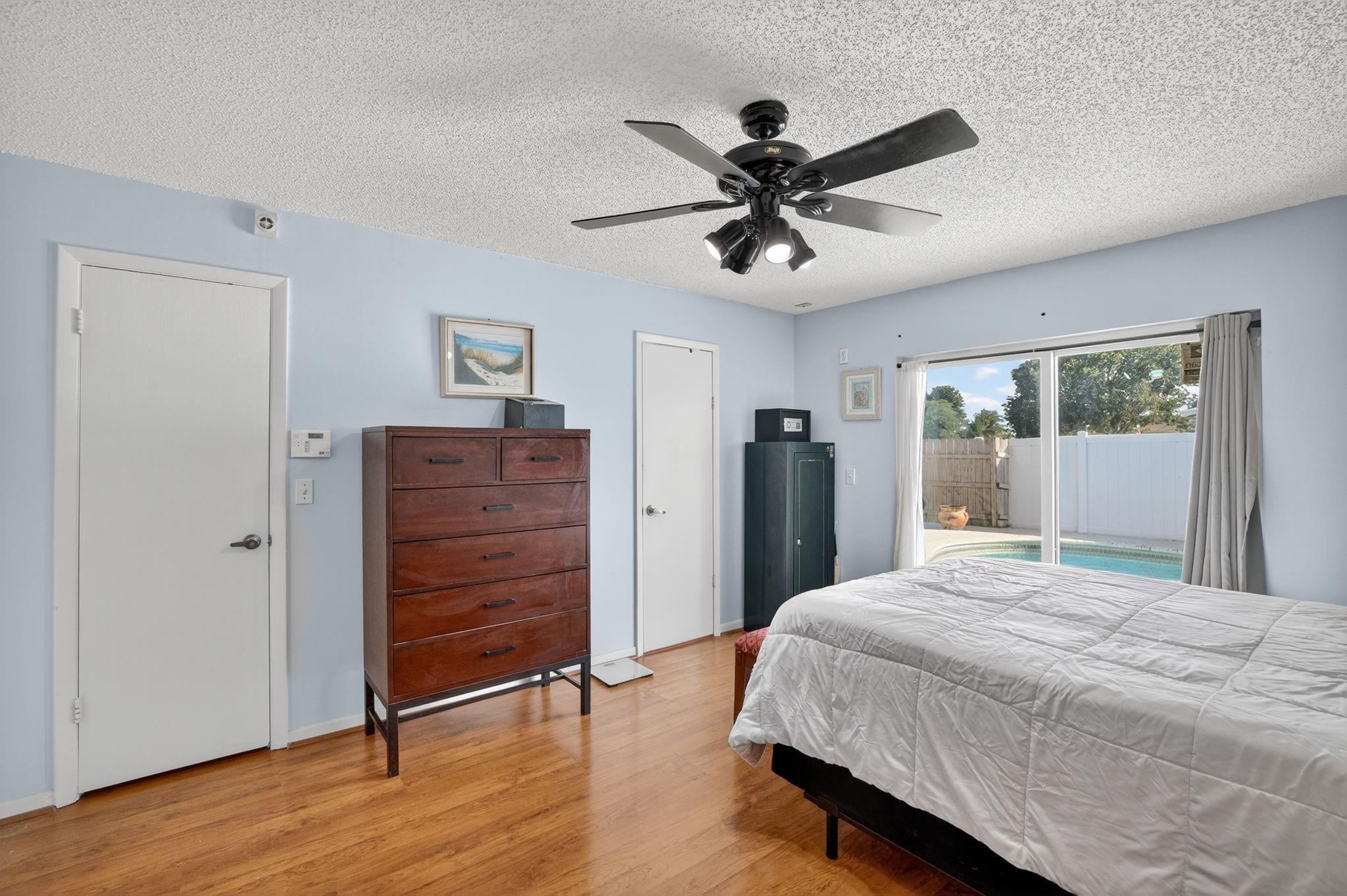 Coral Gate Sec 1 93-7 B - Residential
