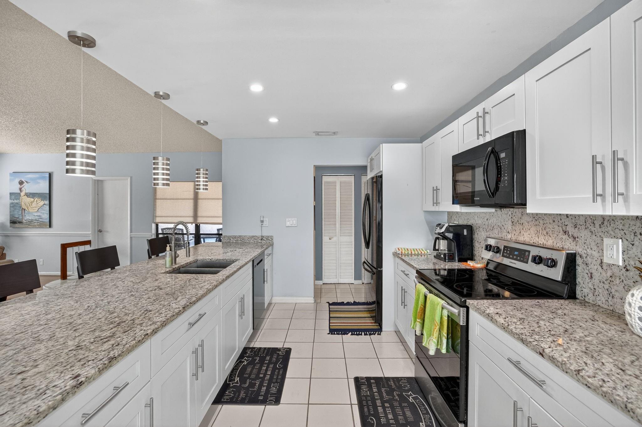 Coral Gate Sec 1 93-7 B - Residential