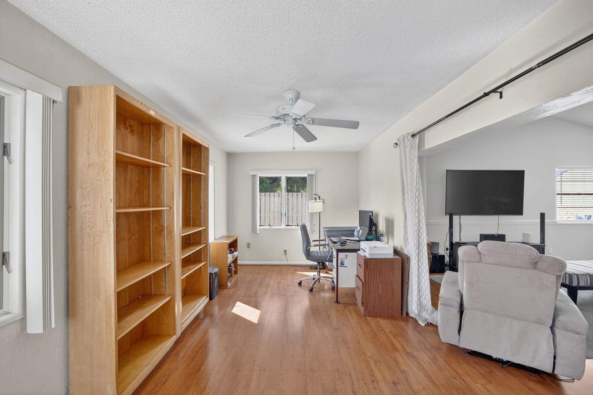 Coral Gate Sec 1 93-7 B - Residential