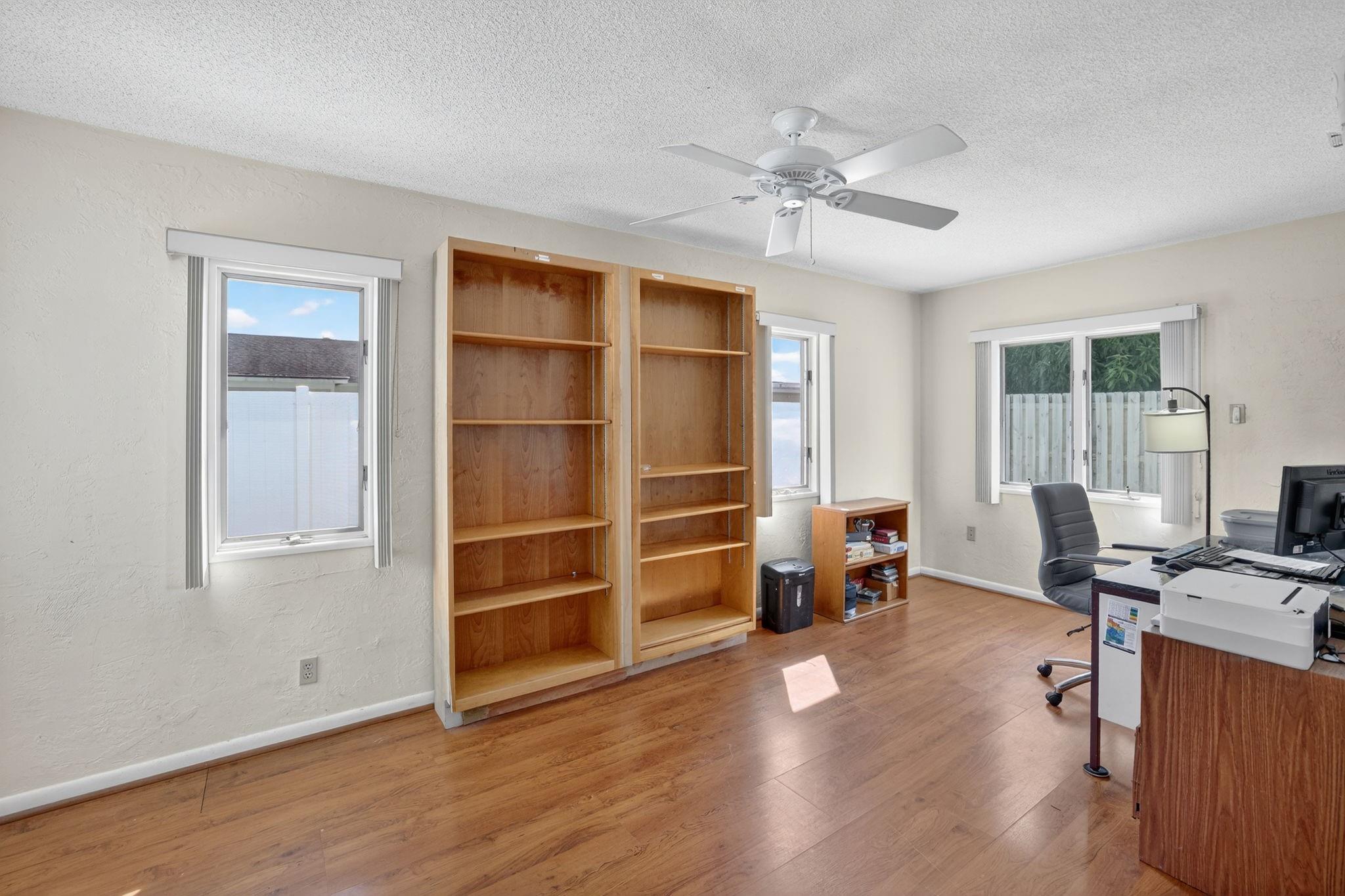 Coral Gate Sec 1 93-7 B - Residential