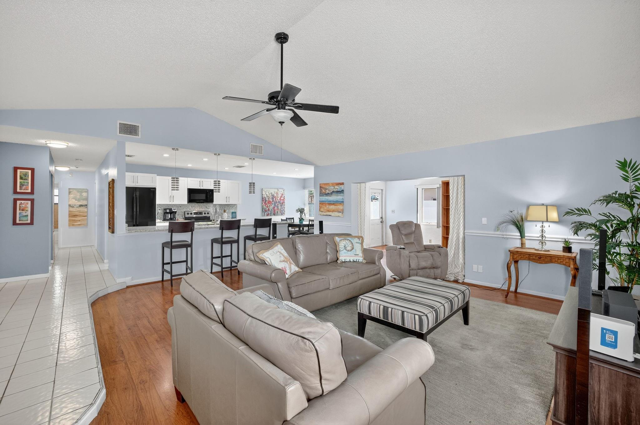 Coral Gate Sec 1 93-7 B - Residential