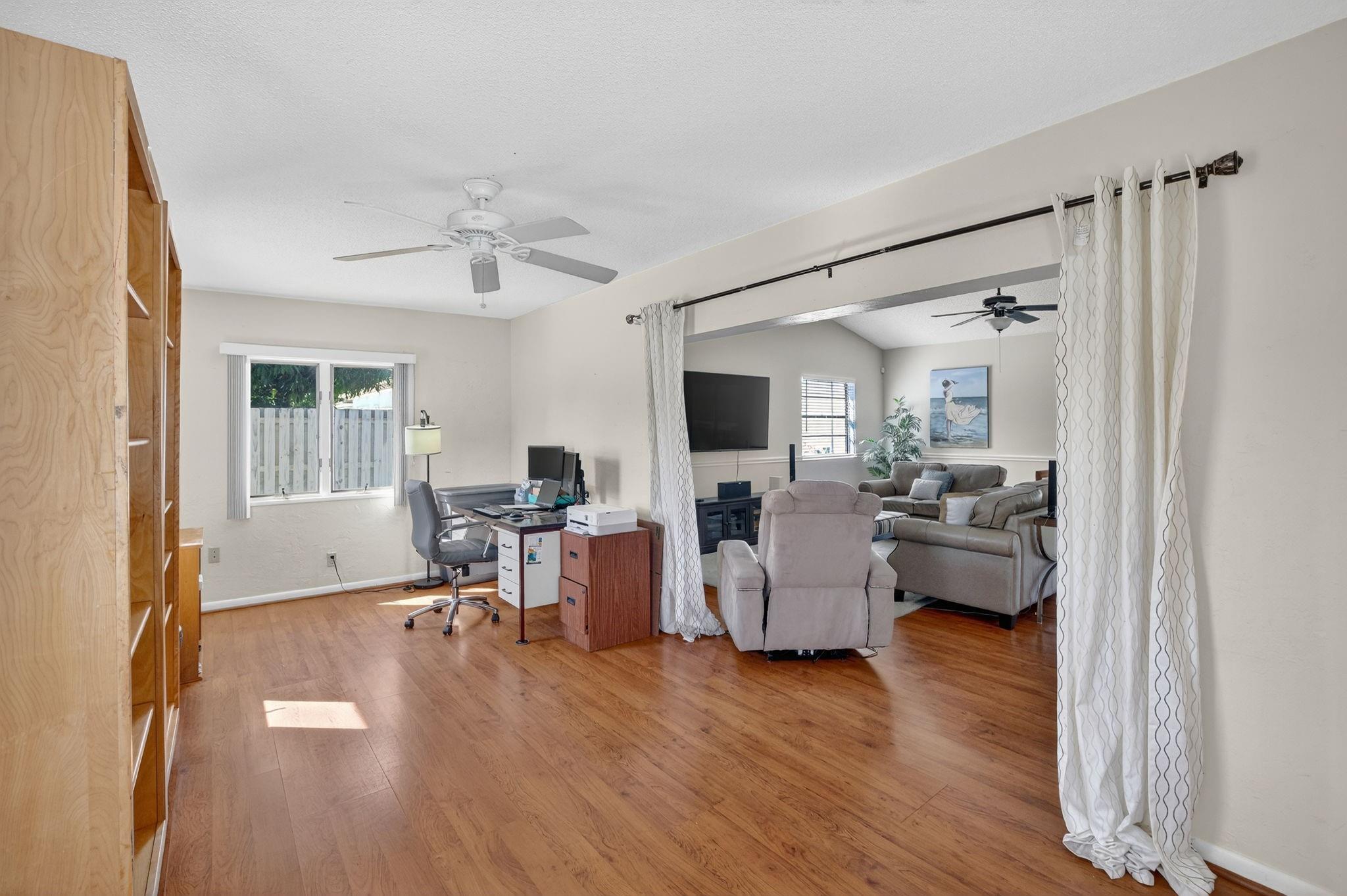 Coral Gate Sec 1 93-7 B - Residential