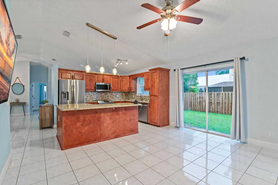 CORAL BAY PARCELS - Residential