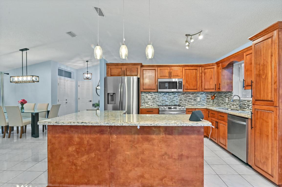 CORAL BAY PARCELS - Residential