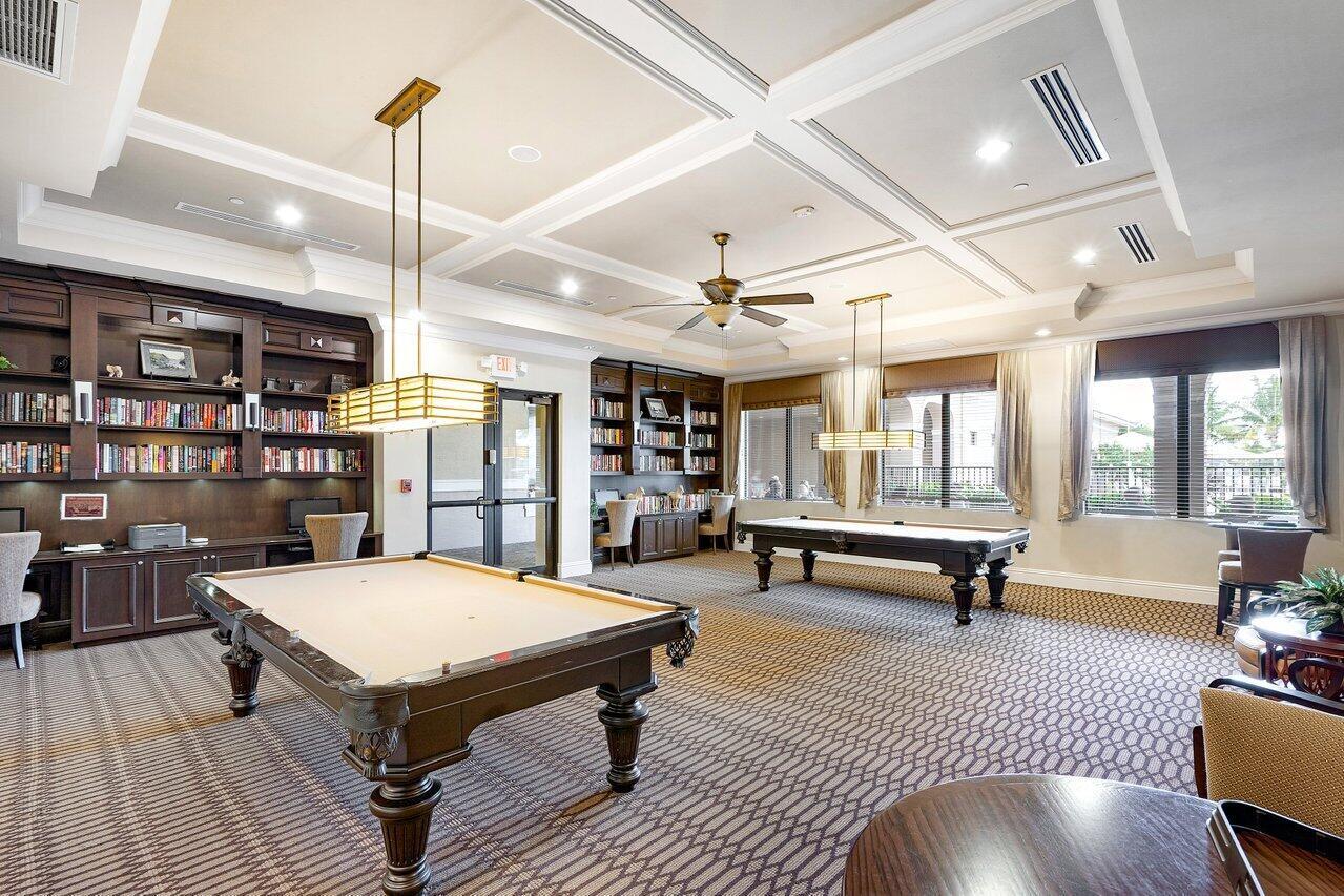 VALENCIA RESERVE - Residential