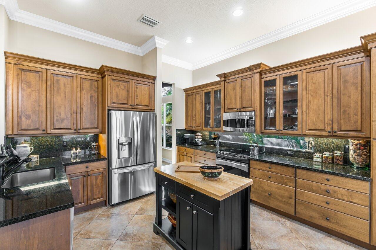 VALENCIA RESERVE - Residential