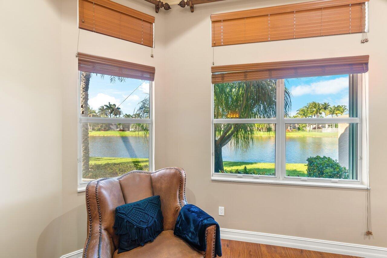 VALENCIA RESERVE - Residential