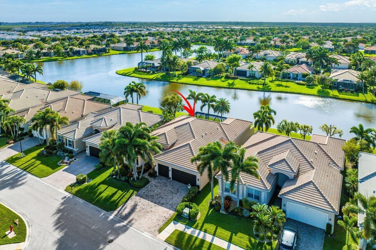 VALENCIA RESERVE - Residential