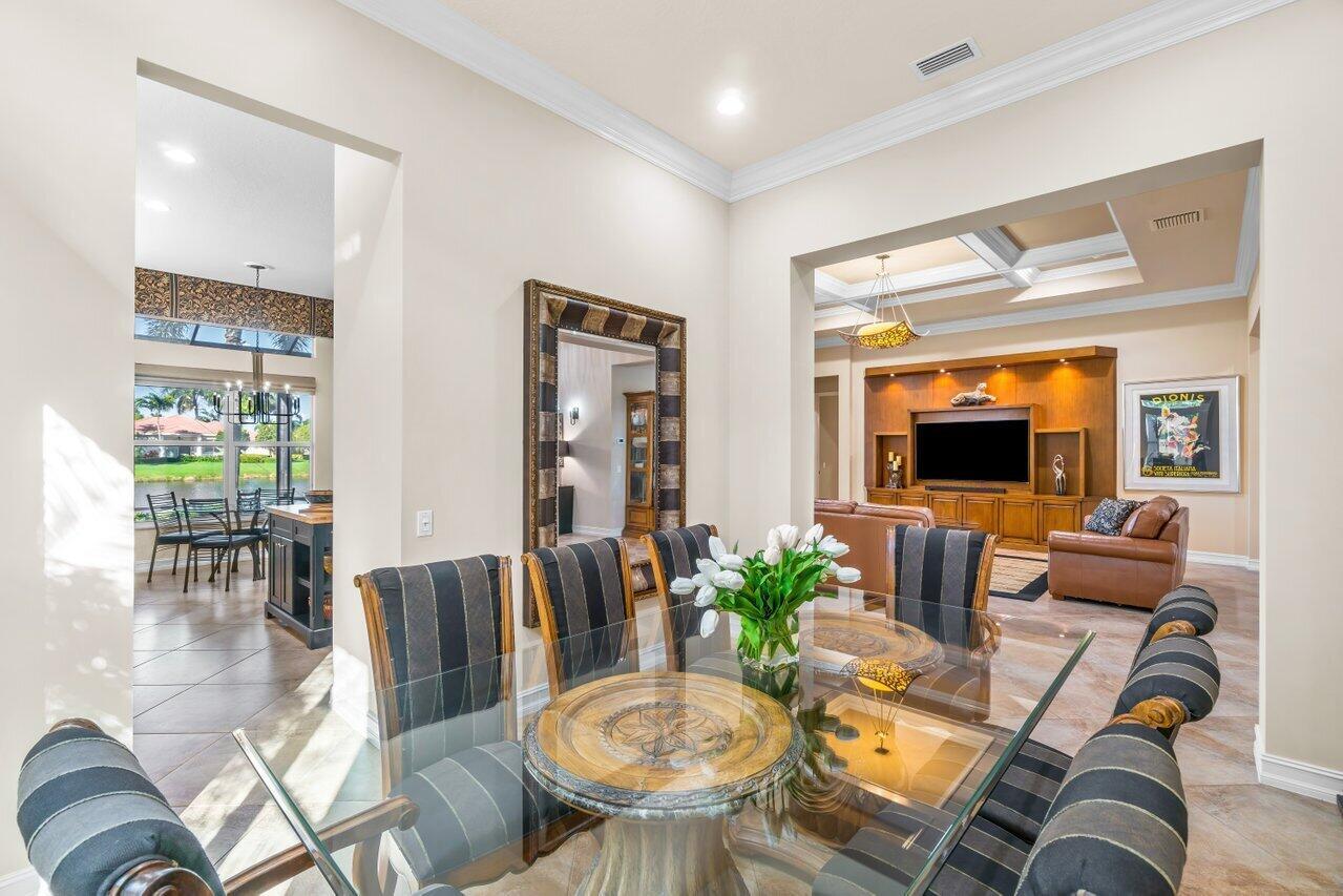 VALENCIA RESERVE - Residential