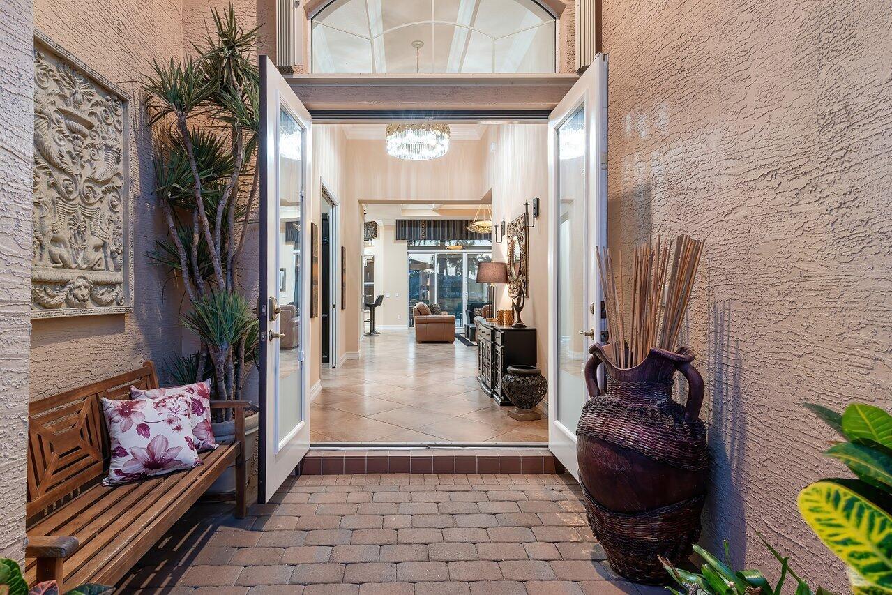 VALENCIA RESERVE - Residential