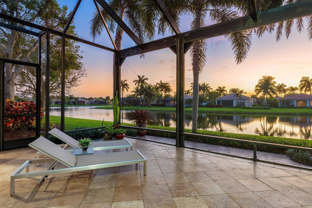 VALENCIA RESERVE - Residential