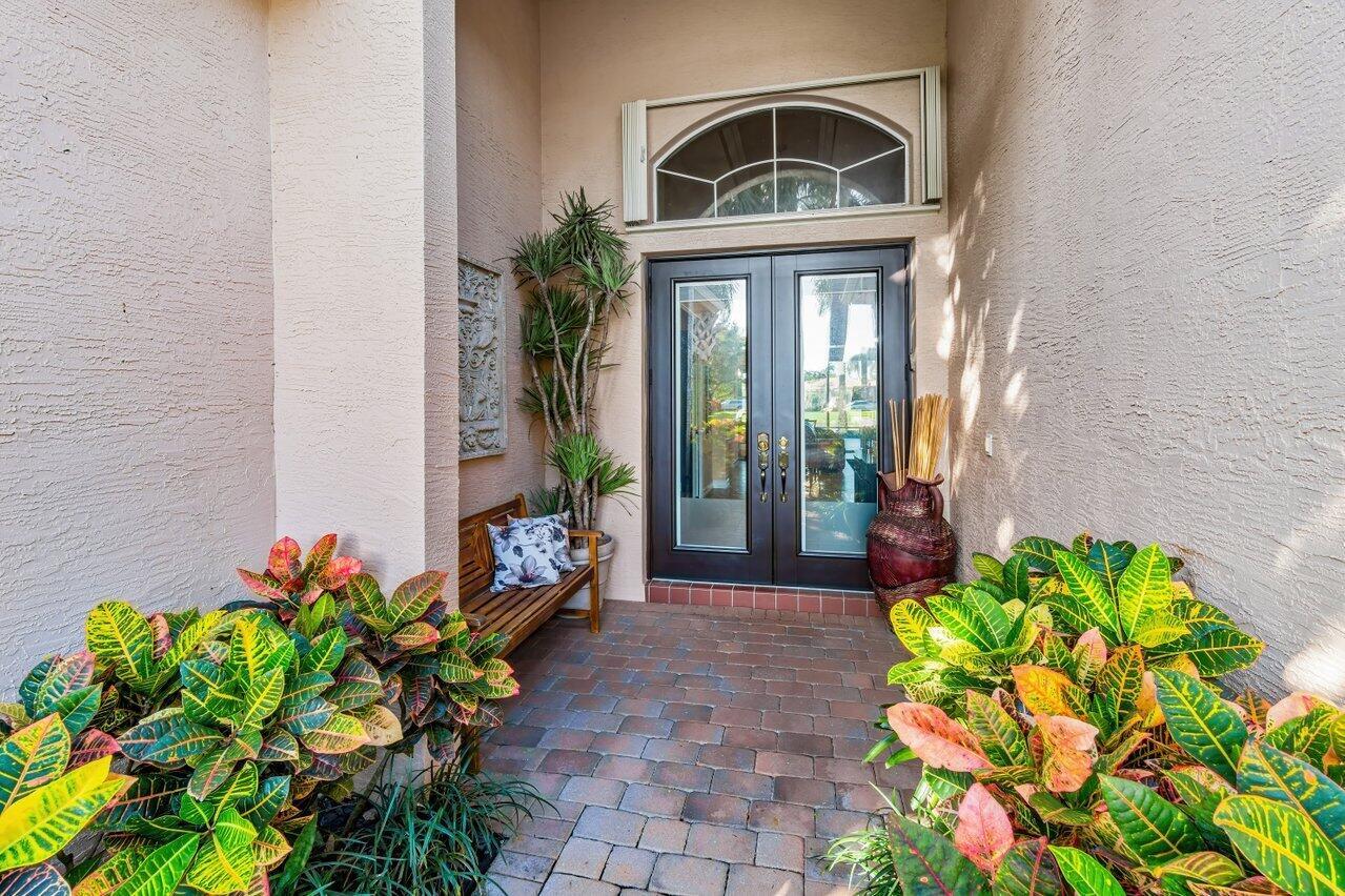 VALENCIA RESERVE - Residential