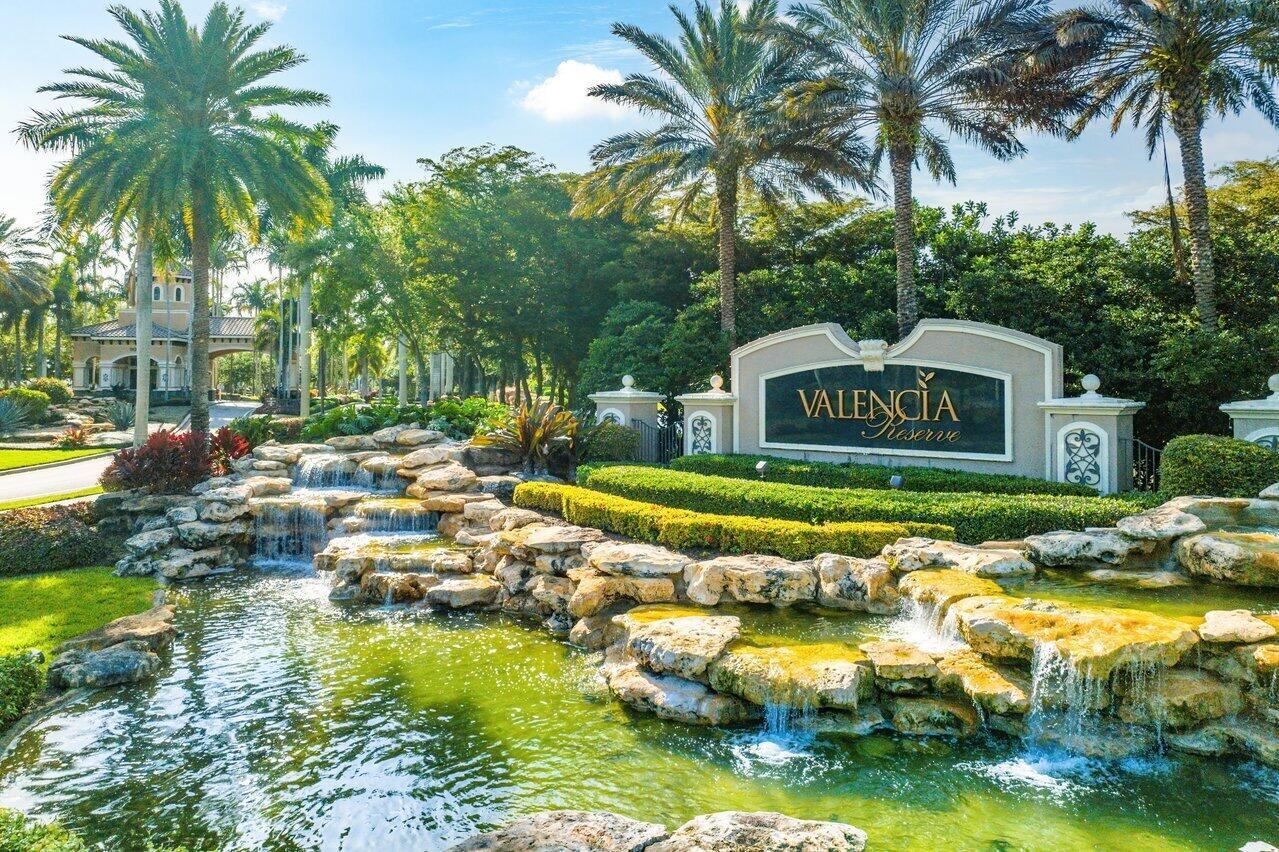 VALENCIA RESERVE - Residential