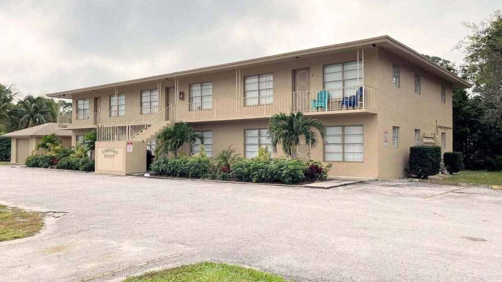 Photo of 4606 SE Binnacle Way #1, Stuart, FL 34997 (MLS # B26033450)