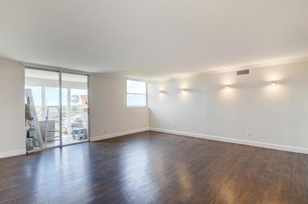 BOCA TEECA CONDO 4 - Residential