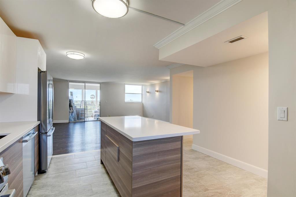 BOCA TEECA CONDO 4 - Residential