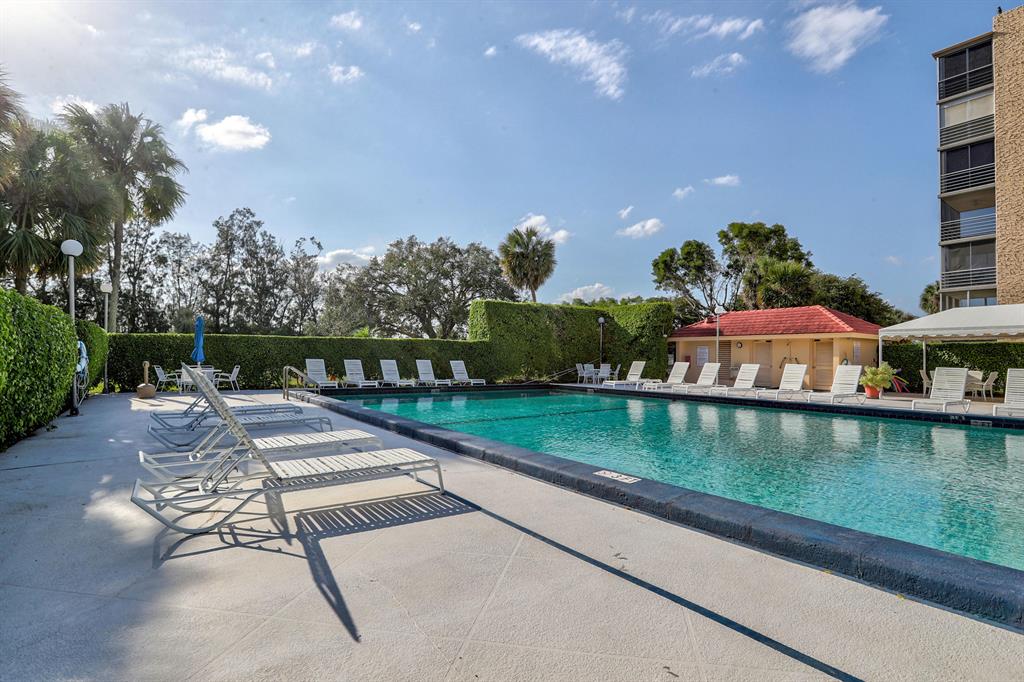 BOCA TEECA CONDO 4 - Residential