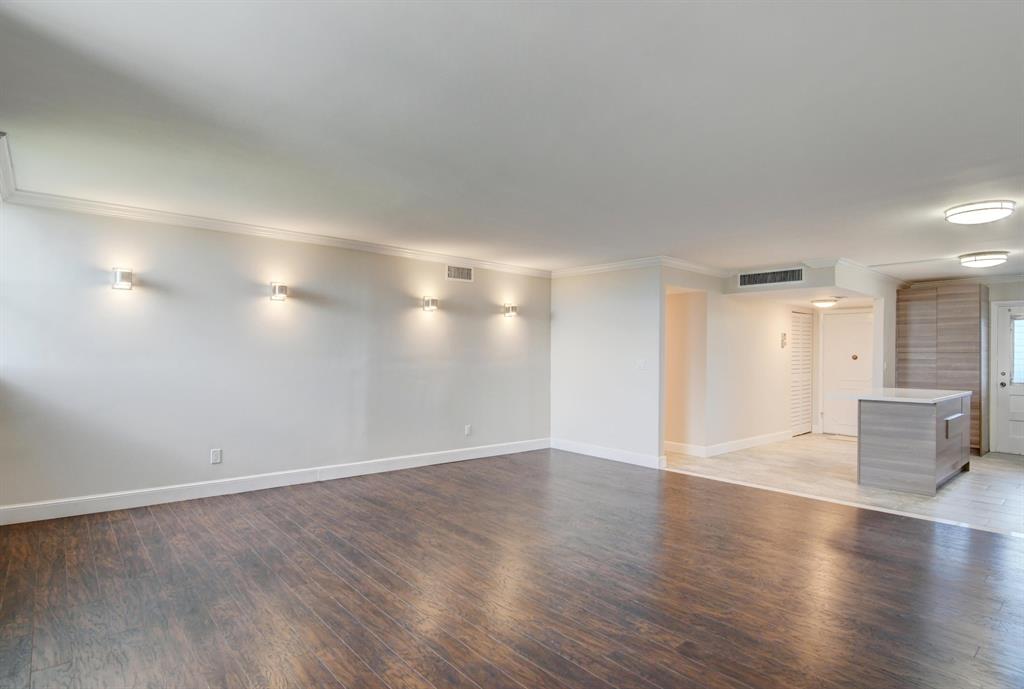 BOCA TEECA CONDO 4 - Residential