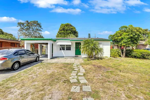 3121 NW 4 Court, Lauderhill, FL MLS: R11071924