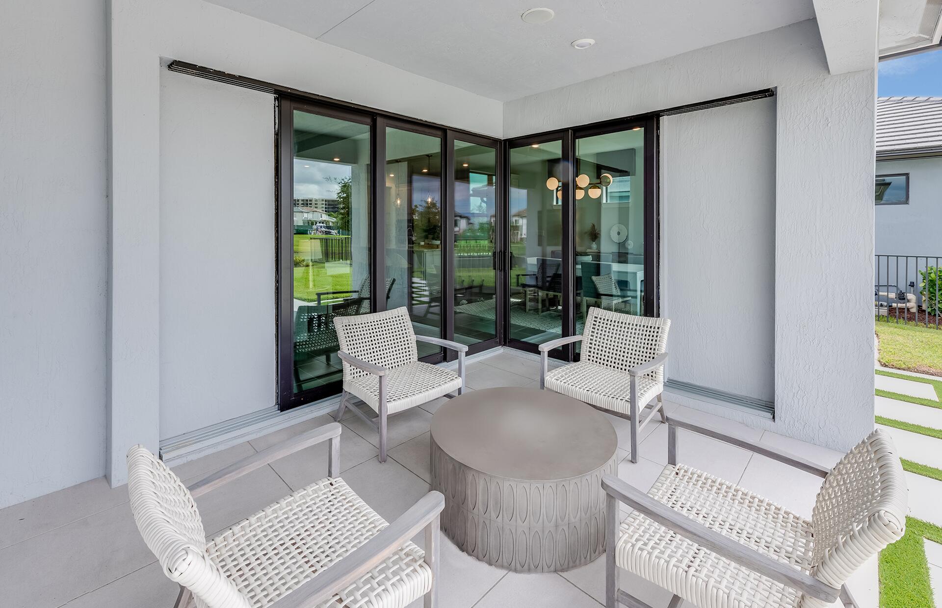 COSTA POINTE - Residential