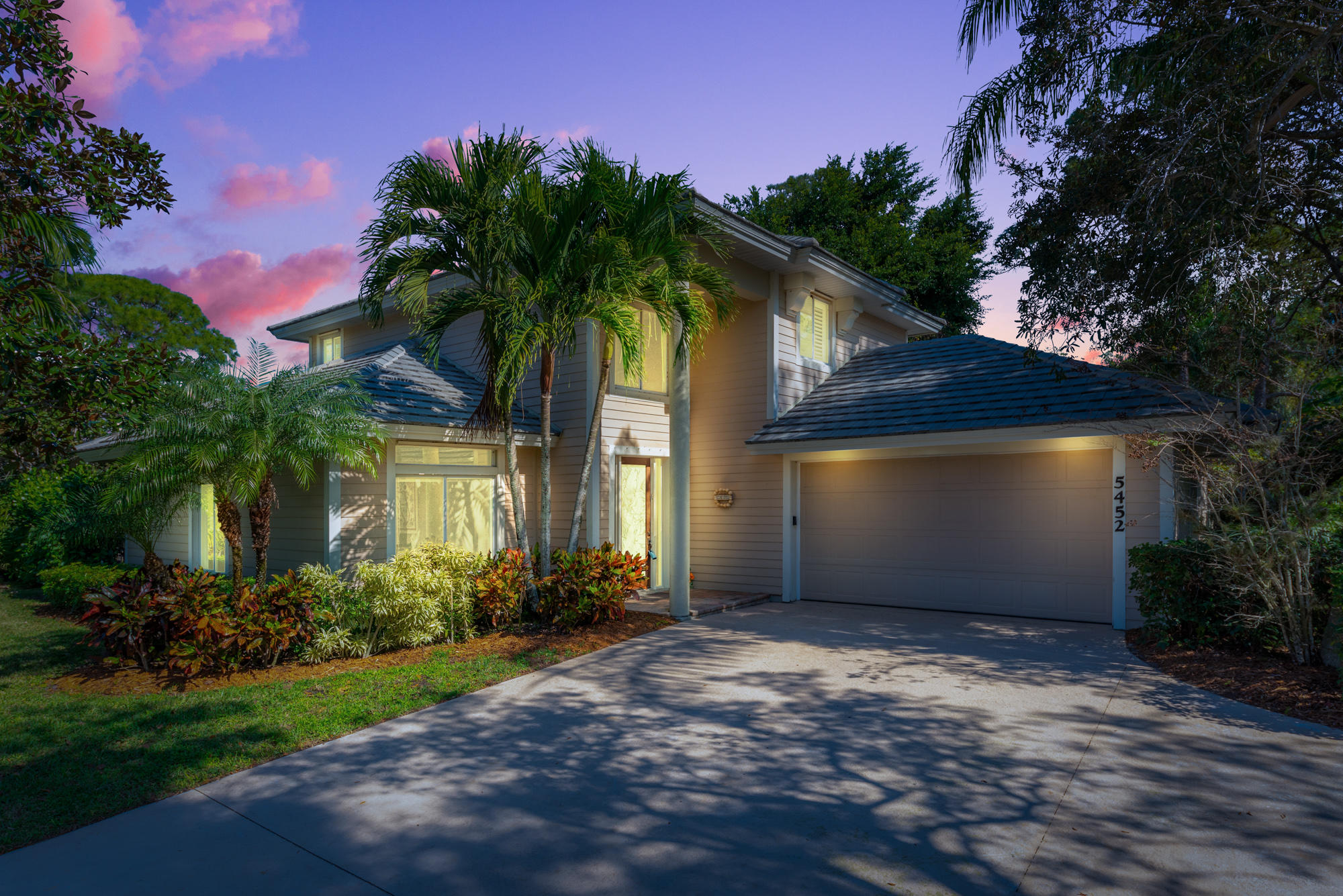 RIVER LANDING - Residential