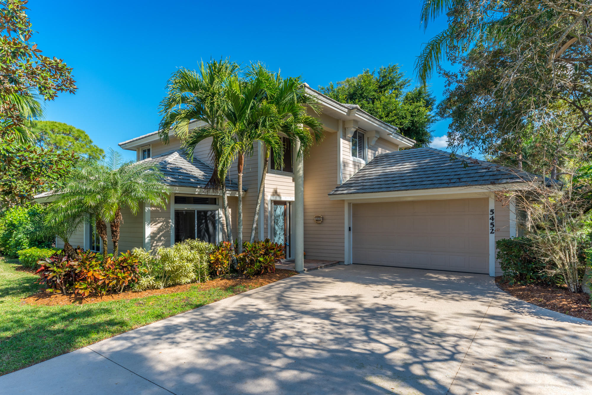 RIVER LANDING - Residential