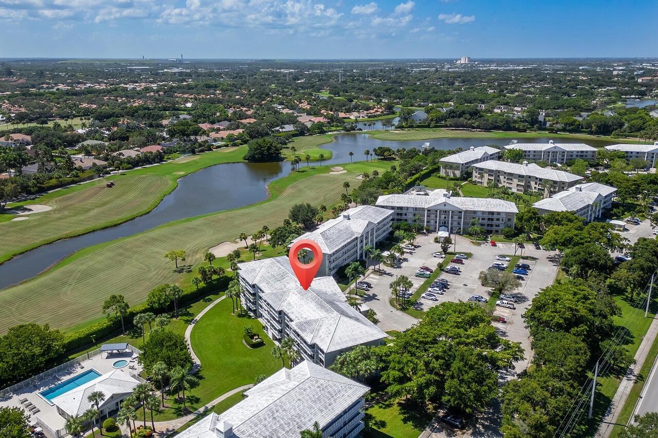 WHITEHALL VILLAGE - Residential