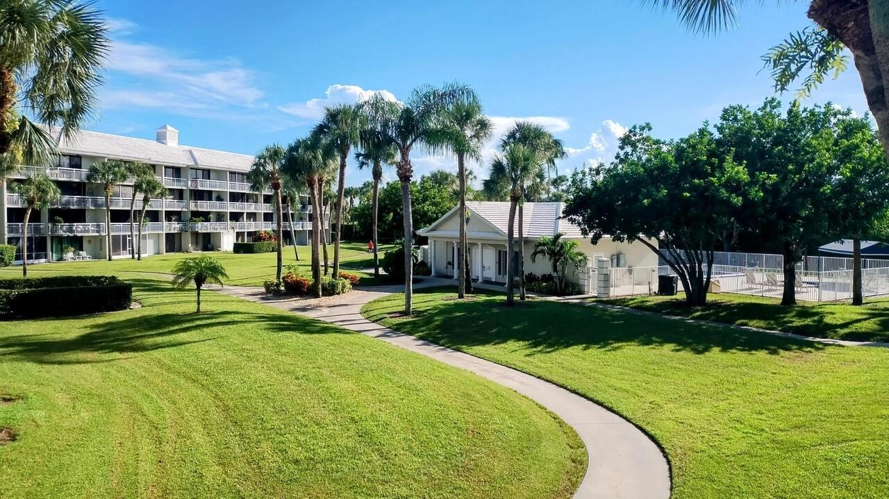 WHITEHALL VILLAGE - Residential