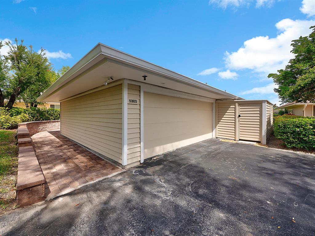 Mariner Sands - Residential