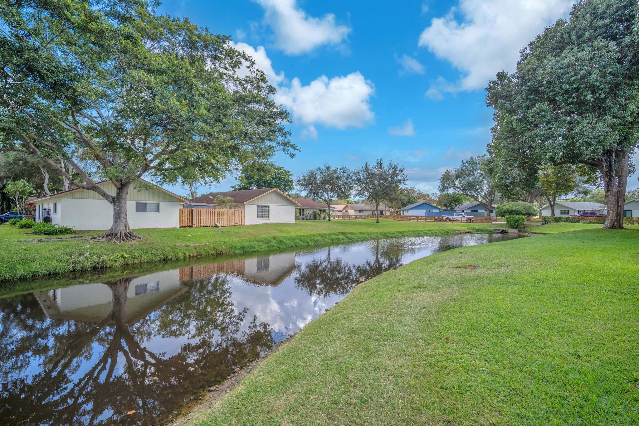 Isla Merita - Residential