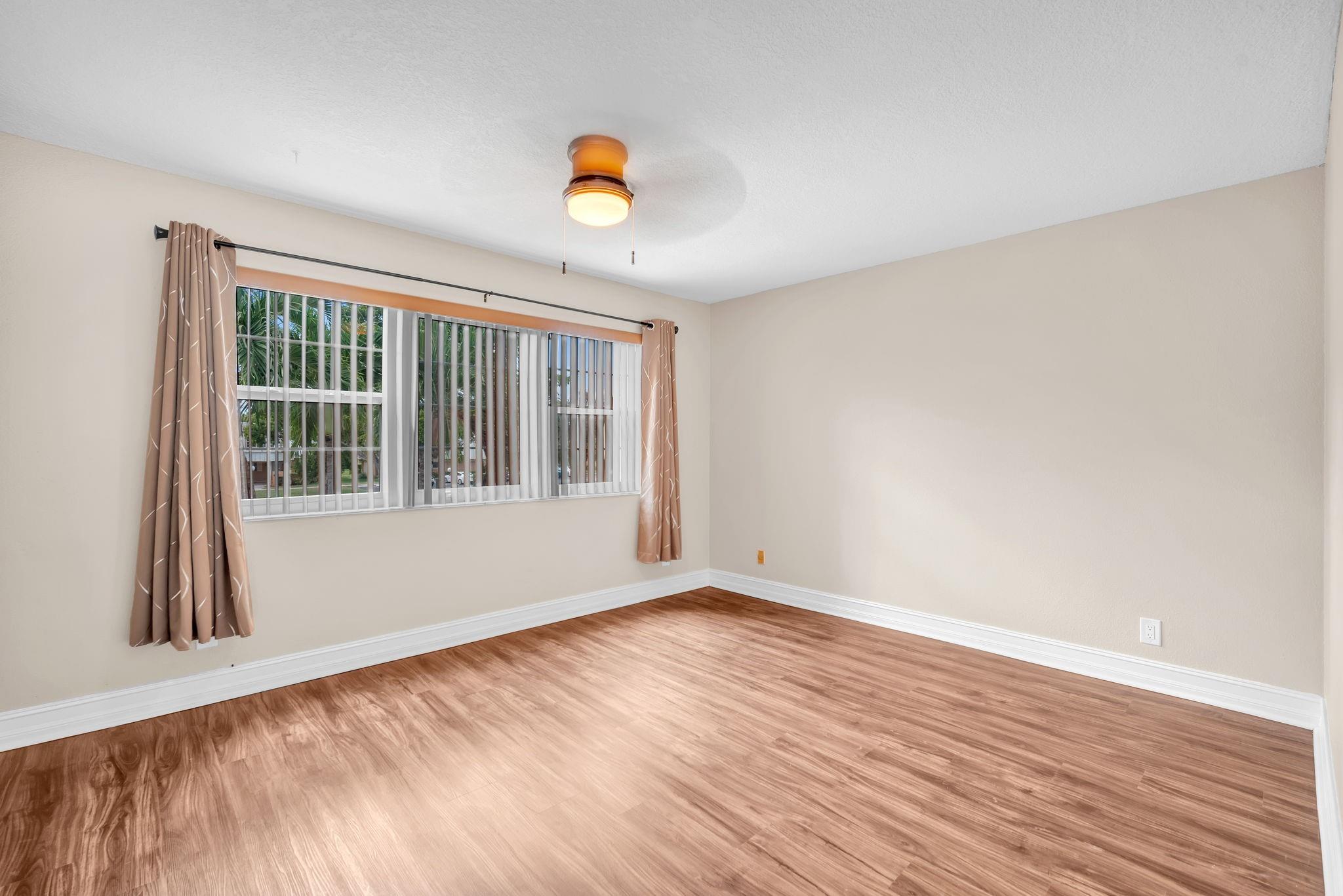 Isla Merita - Residential