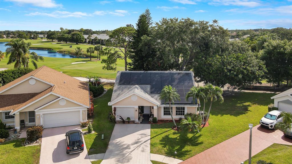 Photo of 303 Moccasin Trail W, Jupiter, FL 33458 (MLS # R10985307)