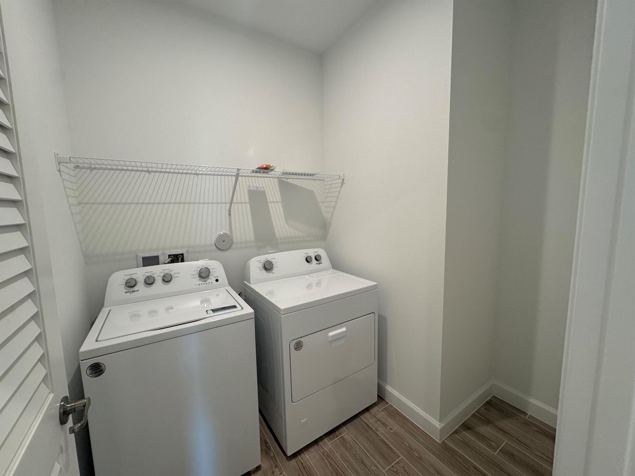 CADENCE PHASE 1 - Residential Lease
