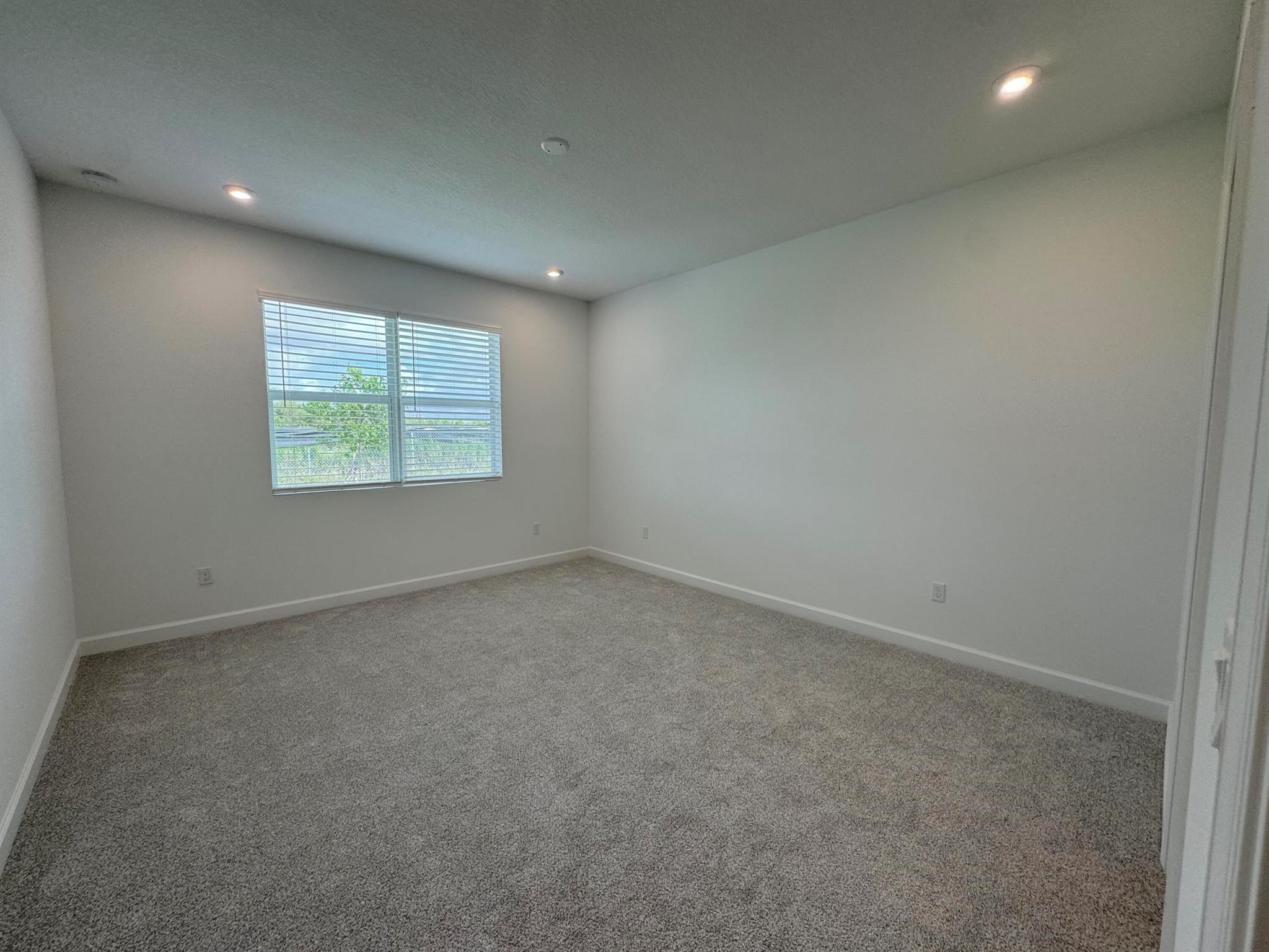 CADENCE PHASE 1 - Residential Lease