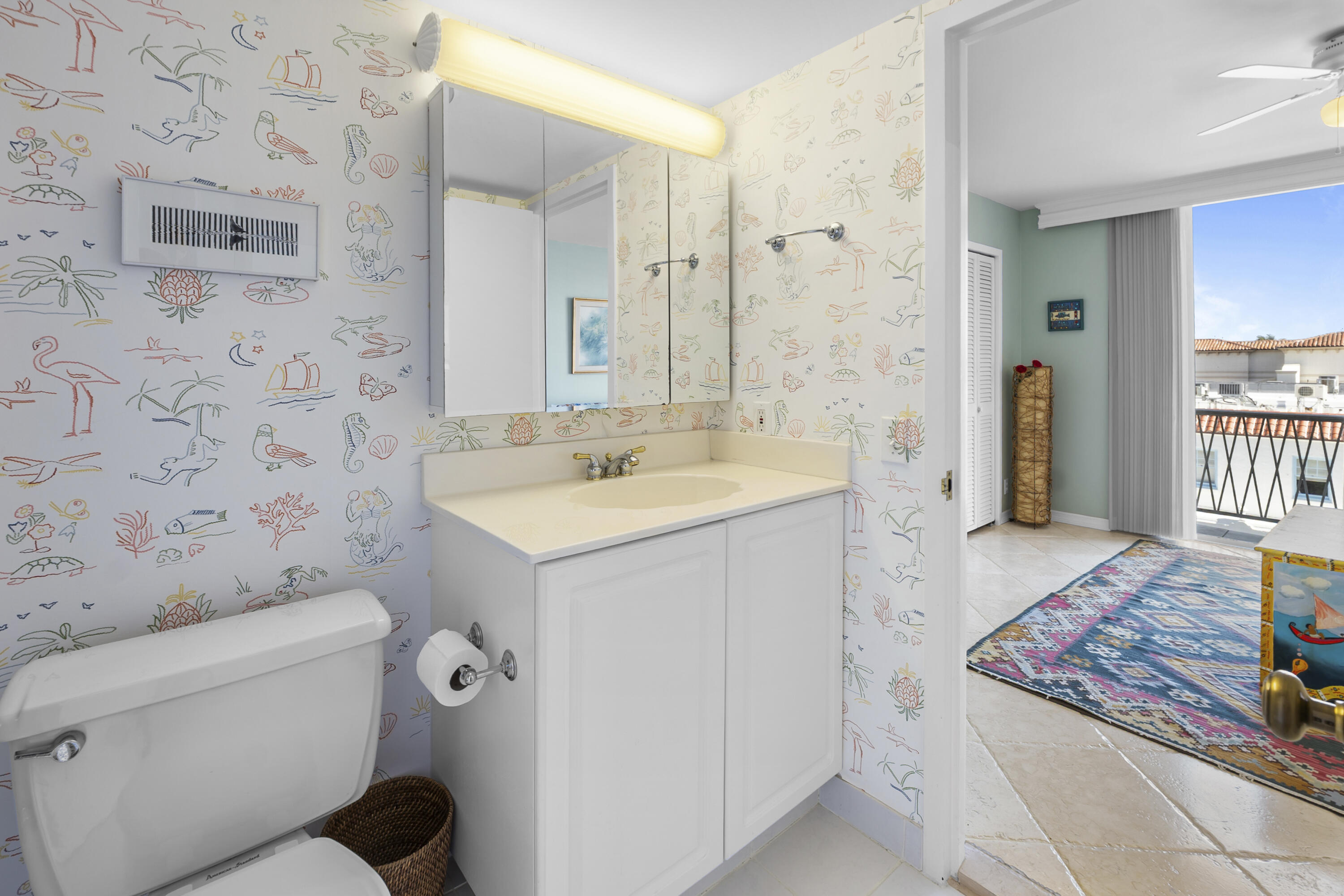 EVERGLADES PLAZA CONDO - Residential