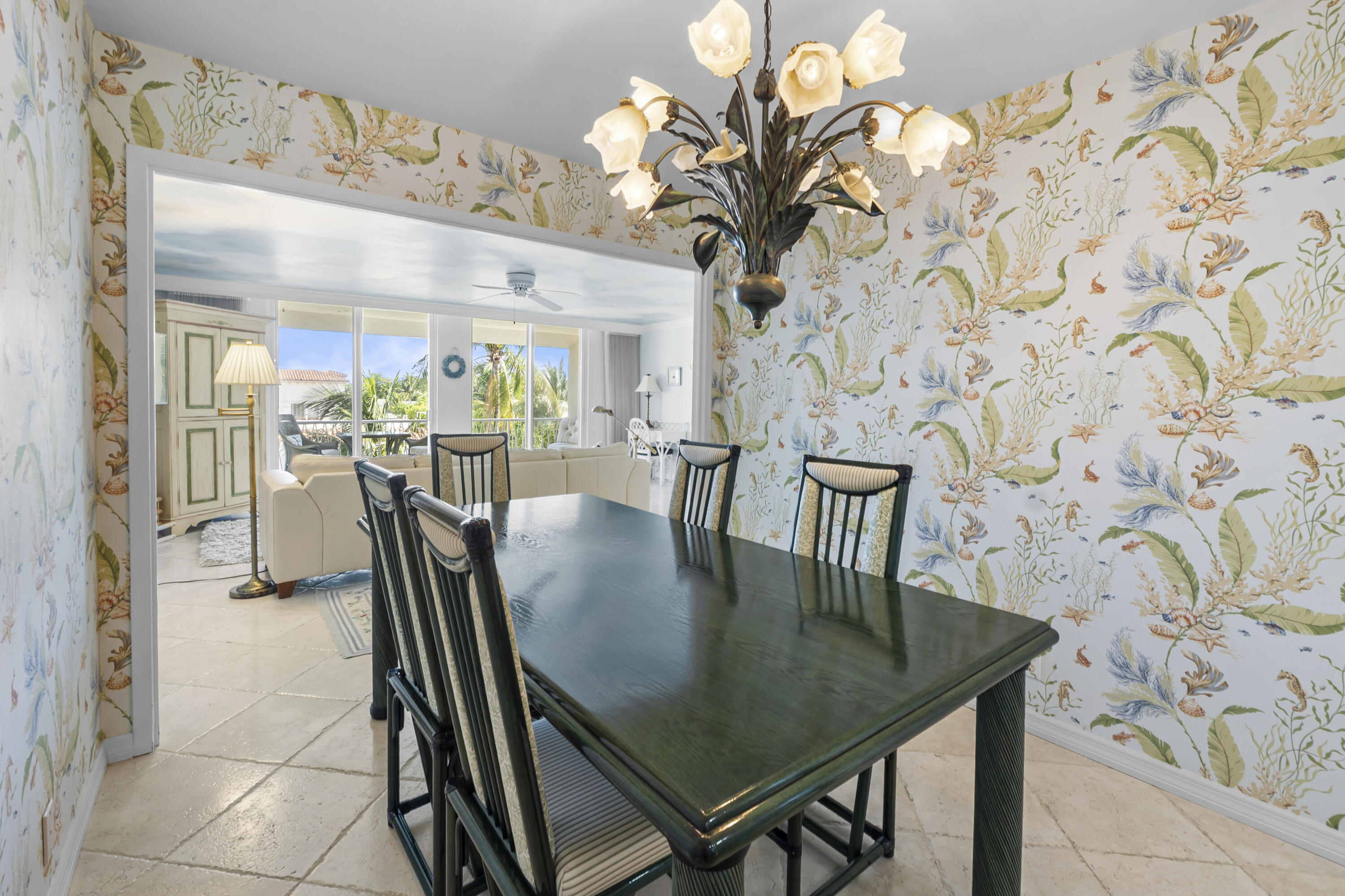 EVERGLADES PLAZA CONDO - Residential