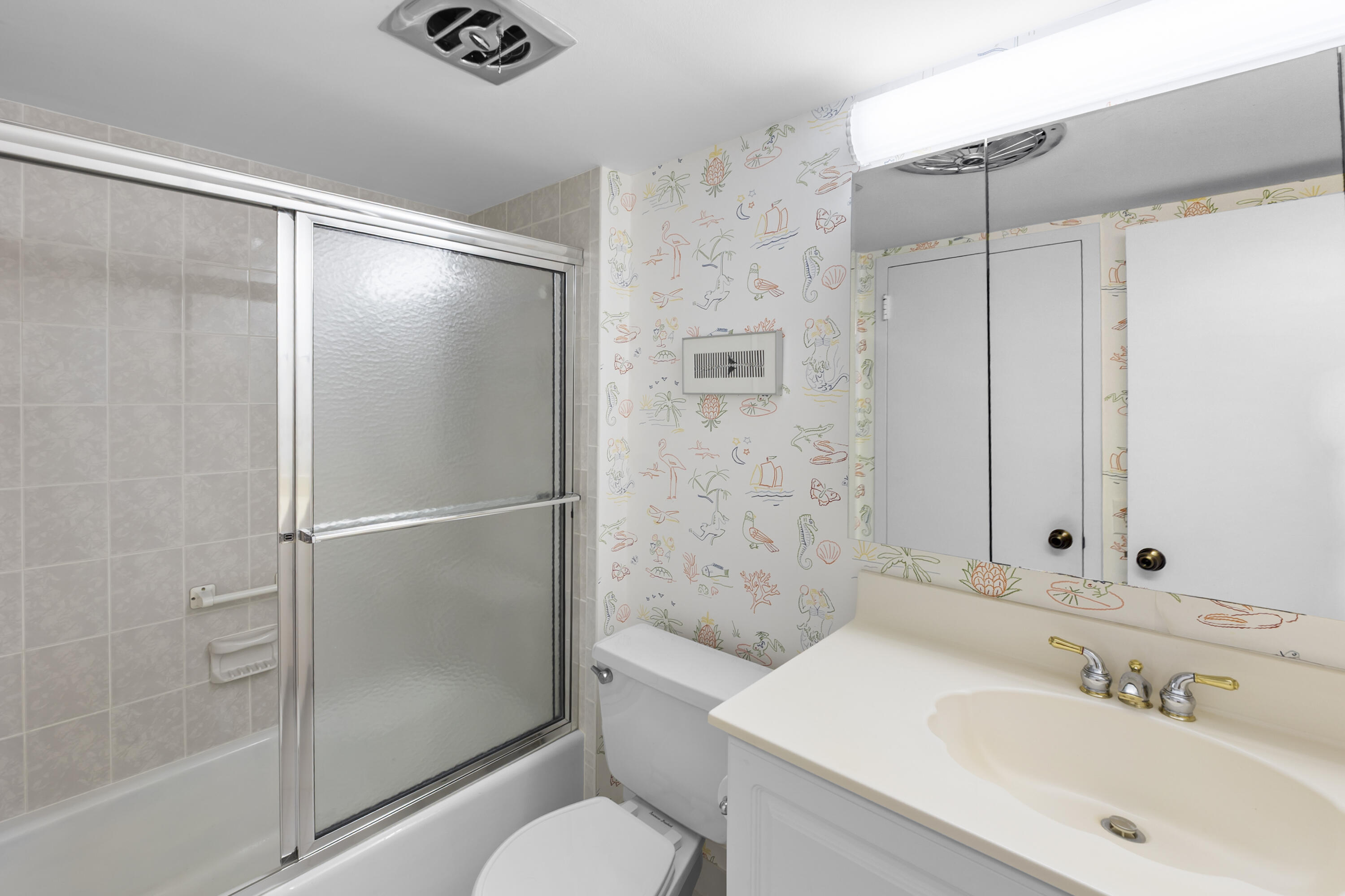 EVERGLADES PLAZA CONDO - Residential