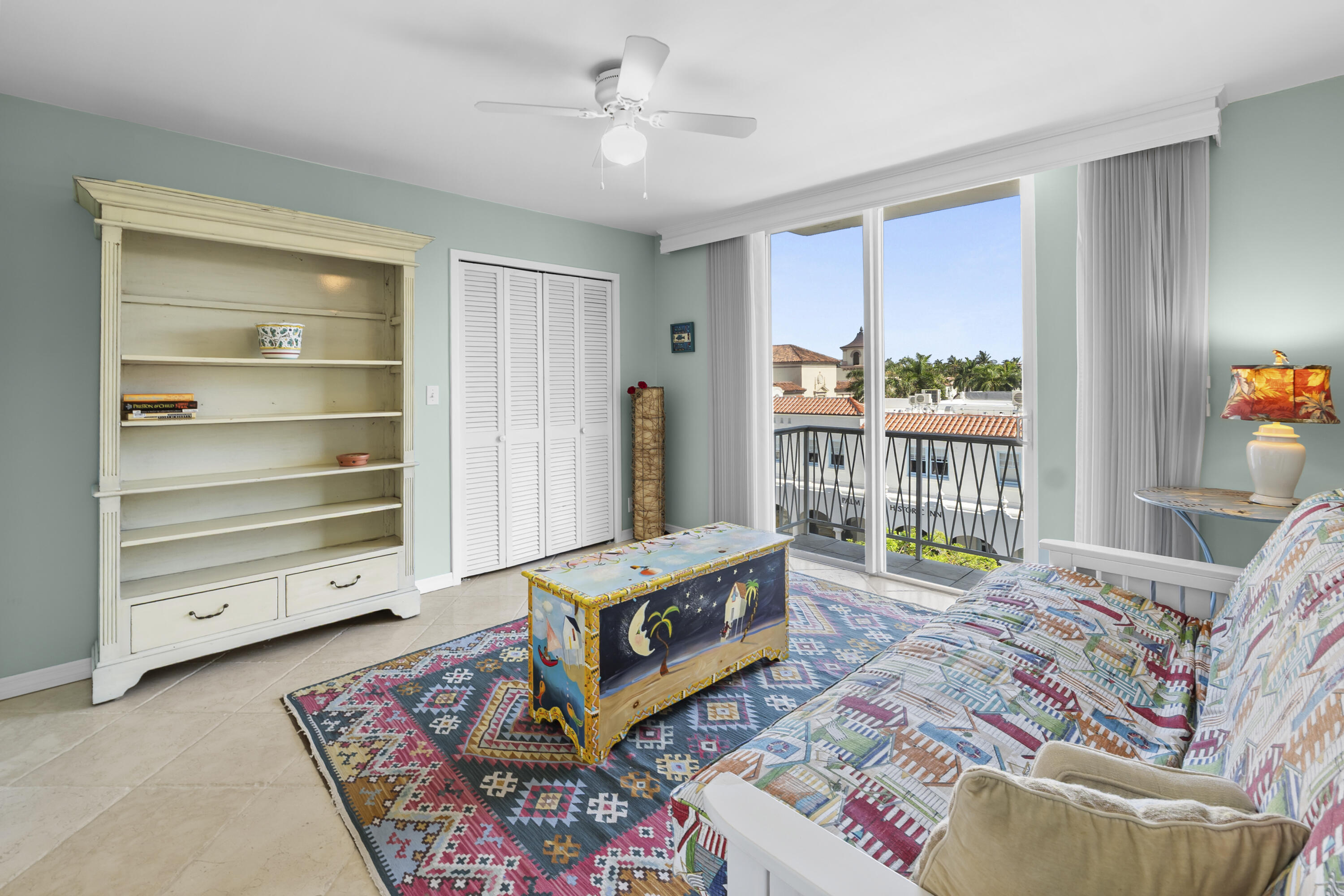 EVERGLADES PLAZA CONDO - Residential