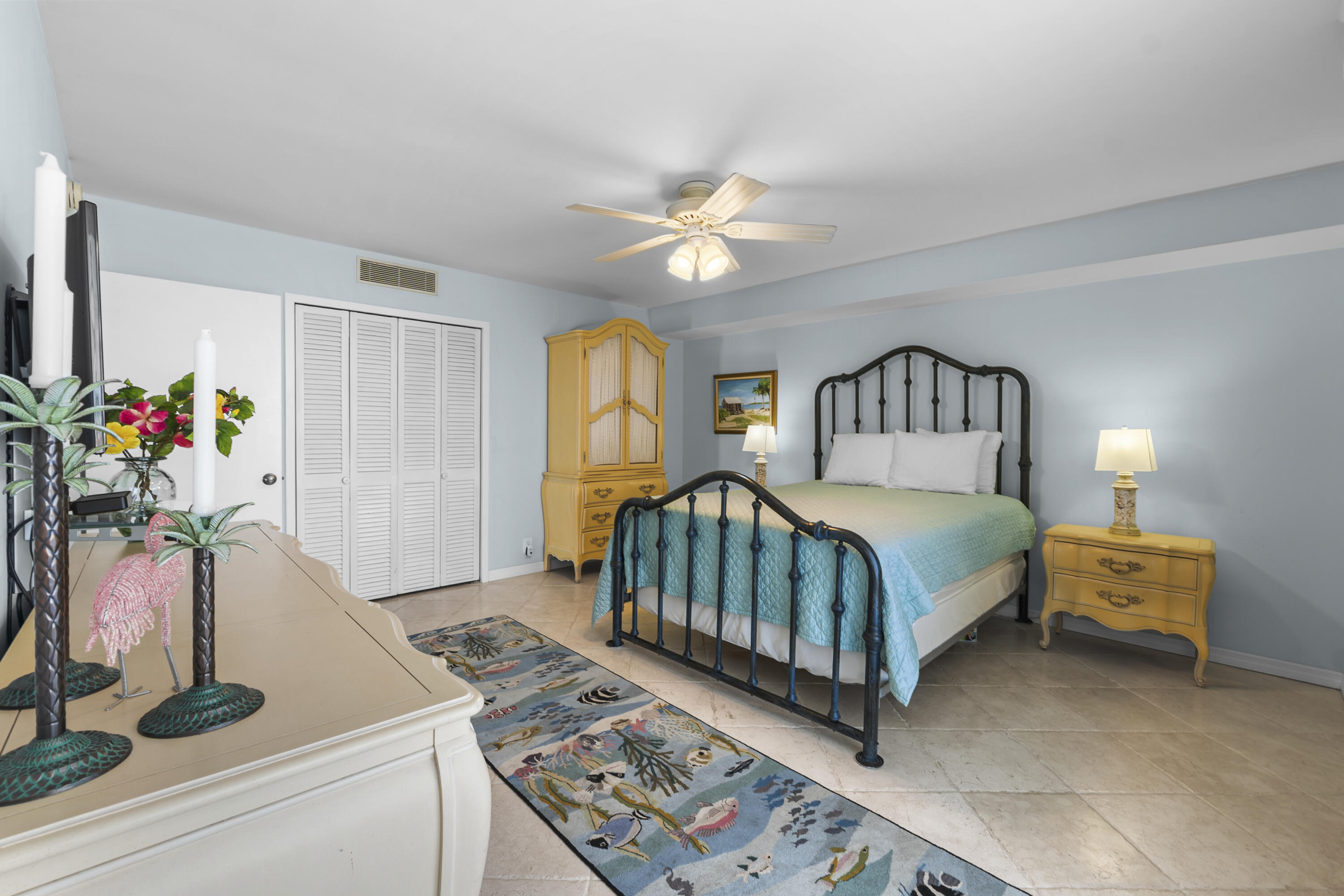 EVERGLADES PLAZA CONDO - Residential